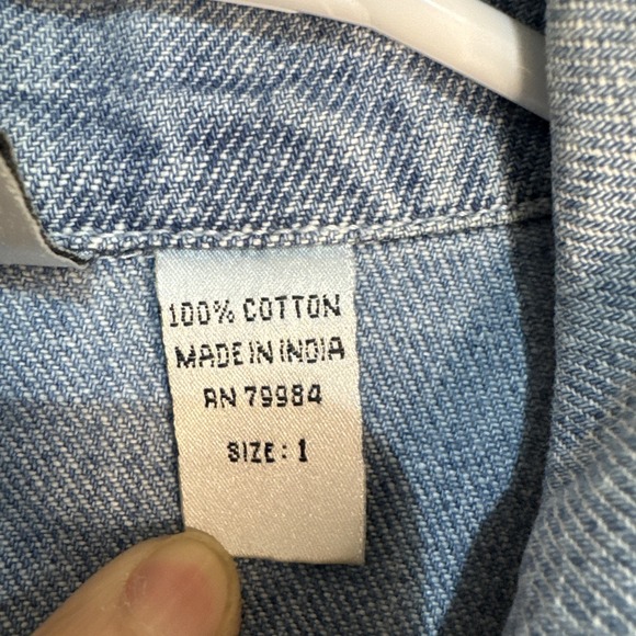 Chicos Jean Jacket Womens Size 1 Button Light Blue  Denim Jacket Size M - Picture 4 of 14
